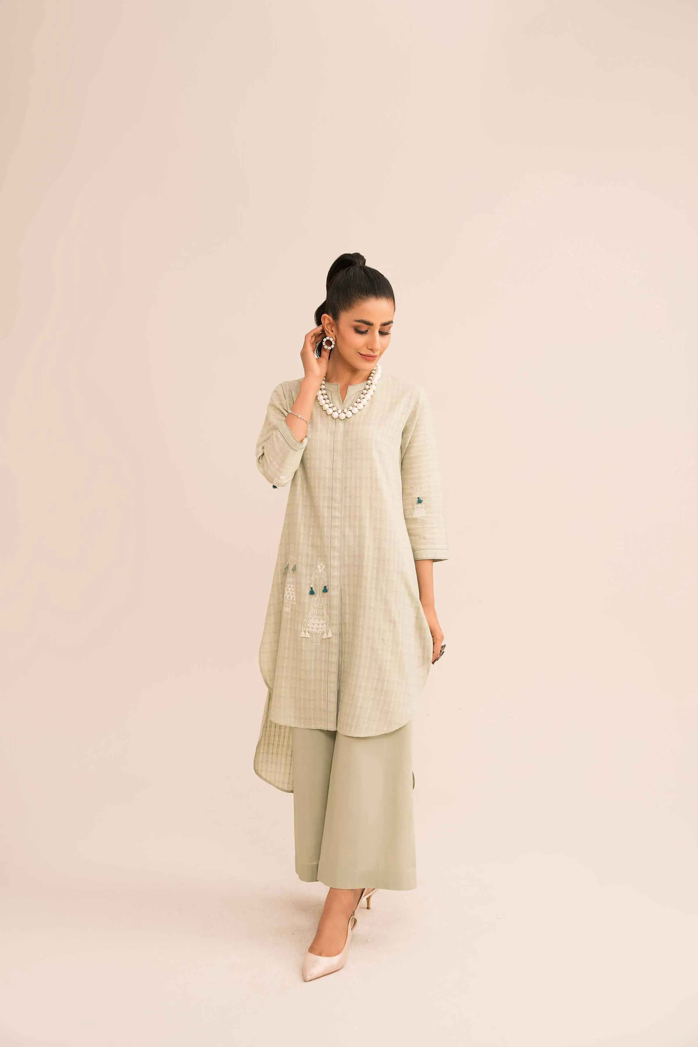 2 Piece - Embroidered Suit - PE23-09