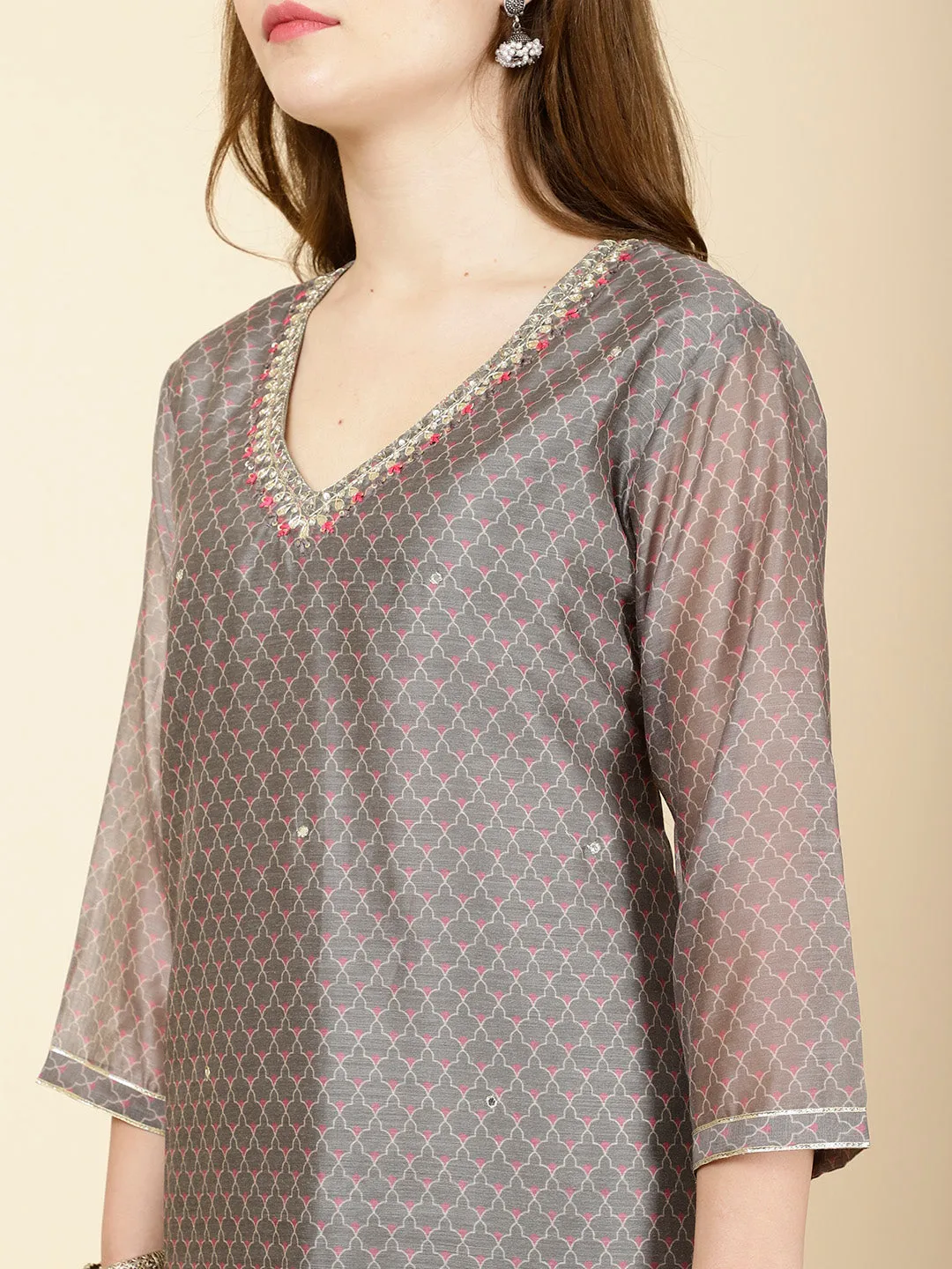 Abstract Print Chanderi Suit Set With Dupatta