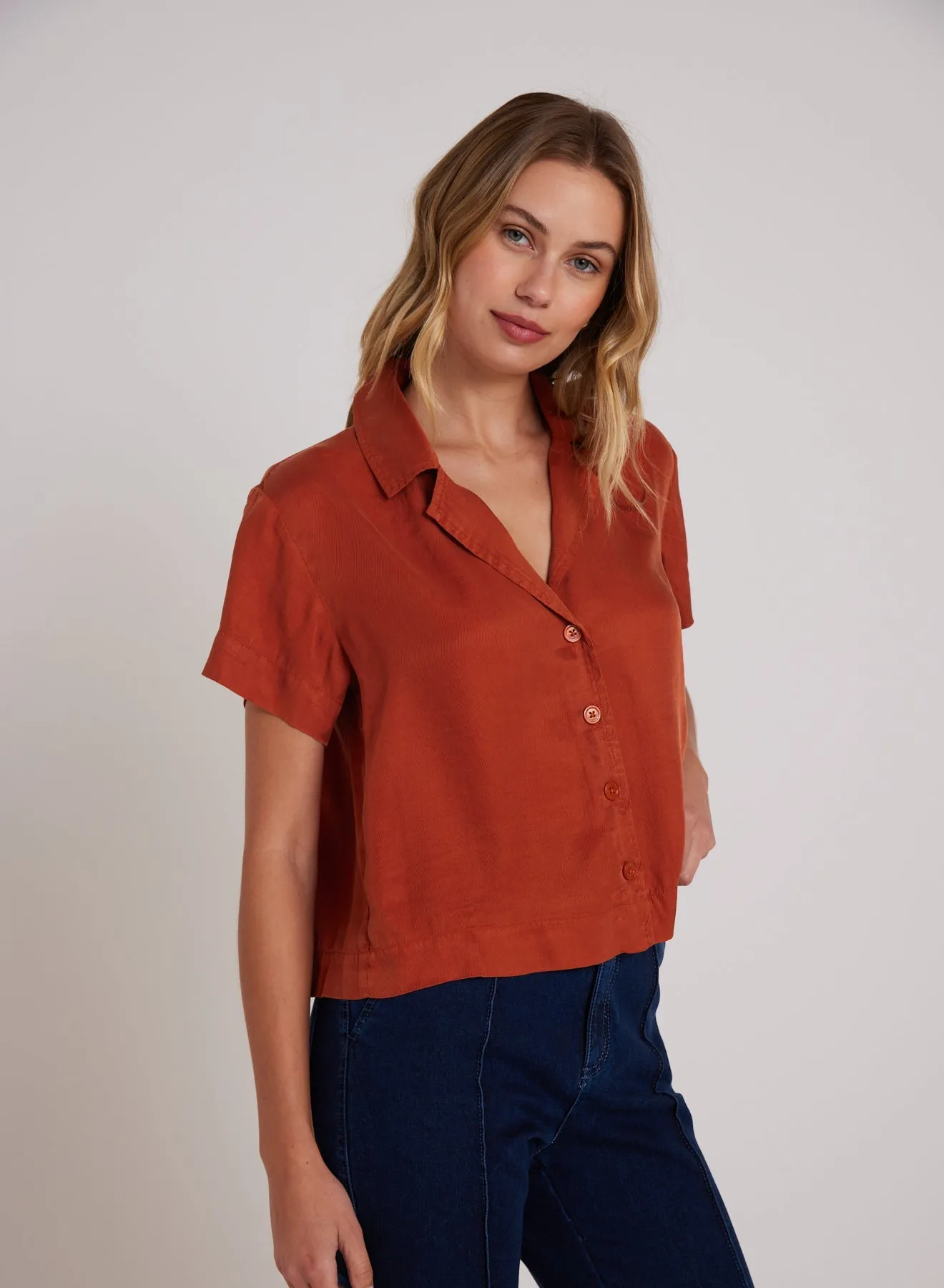 Short Sleeve Flowy Button Down - Amber Rust
