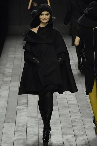 Sonia Rykiel - As Seen on the 2007 Runway Collection - Black Wool Coat - FR 38