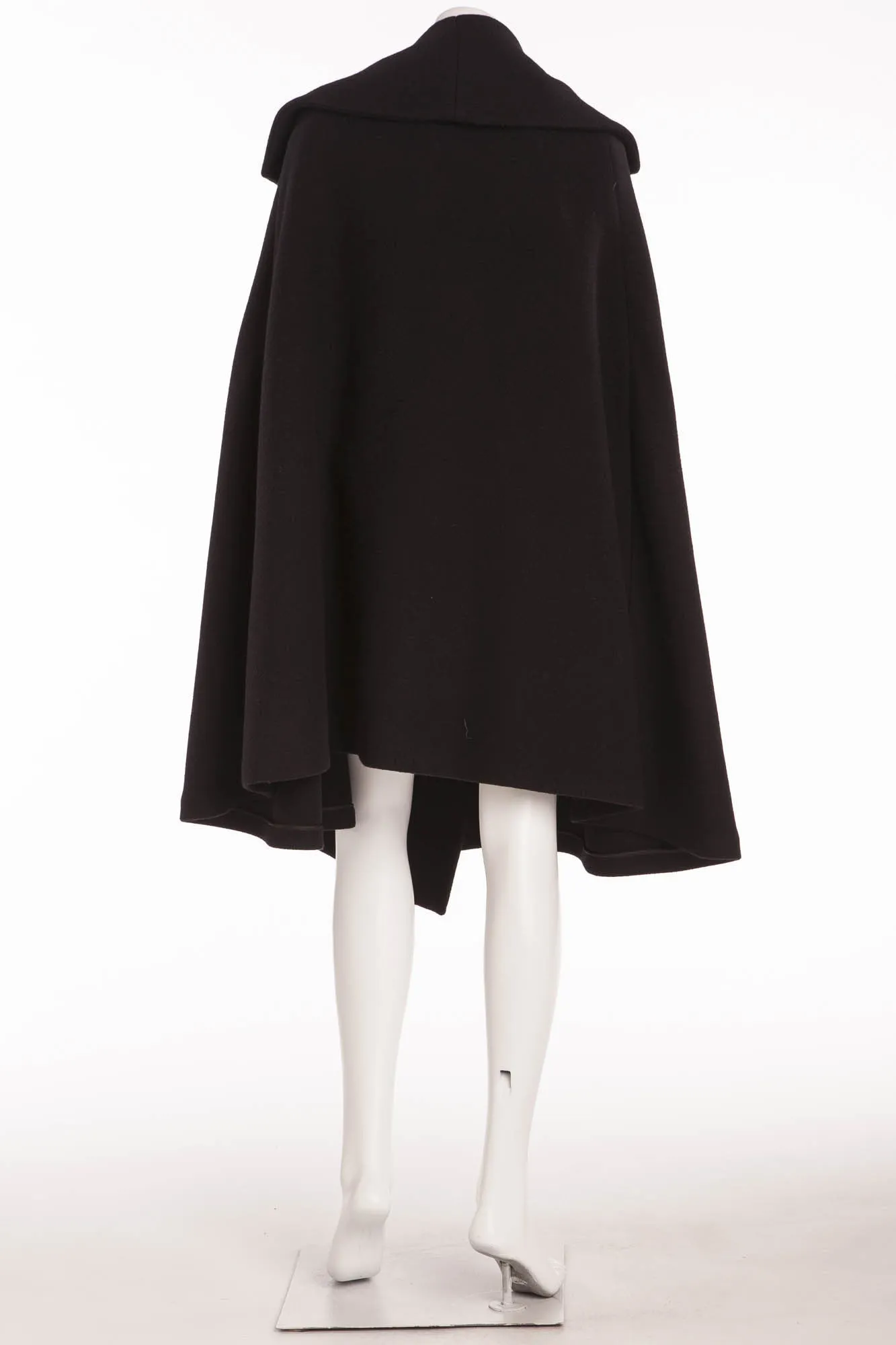 Sonia Rykiel - As Seen on the 2007 Runway Collection - Black Wool Coat - FR 38