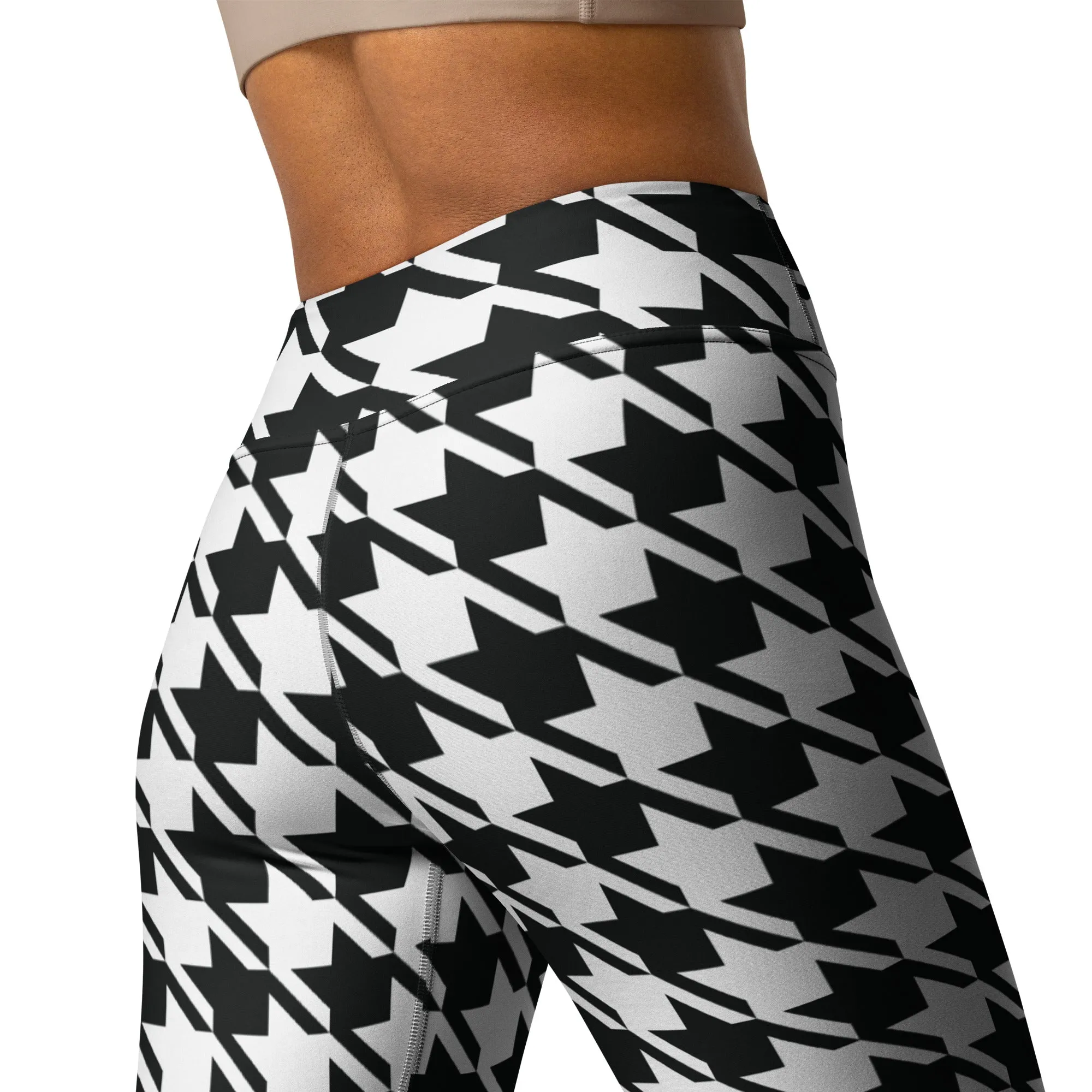 Trendy Training: Women's Houndstooth Yoga Leggings