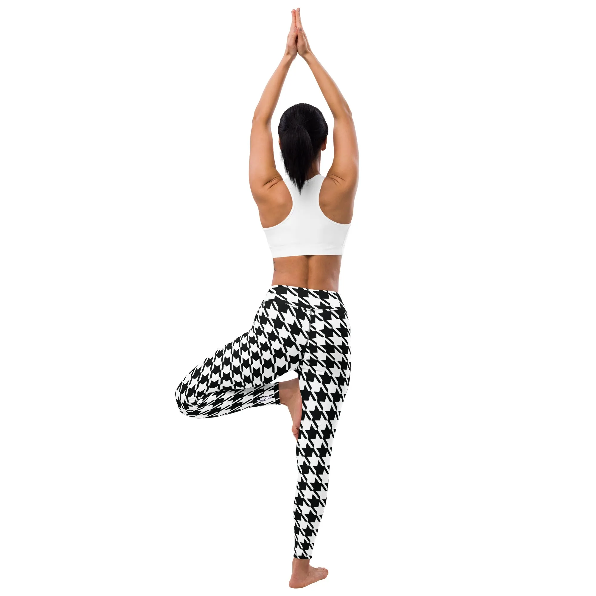 Trendy Training: Women's Houndstooth Yoga Leggings