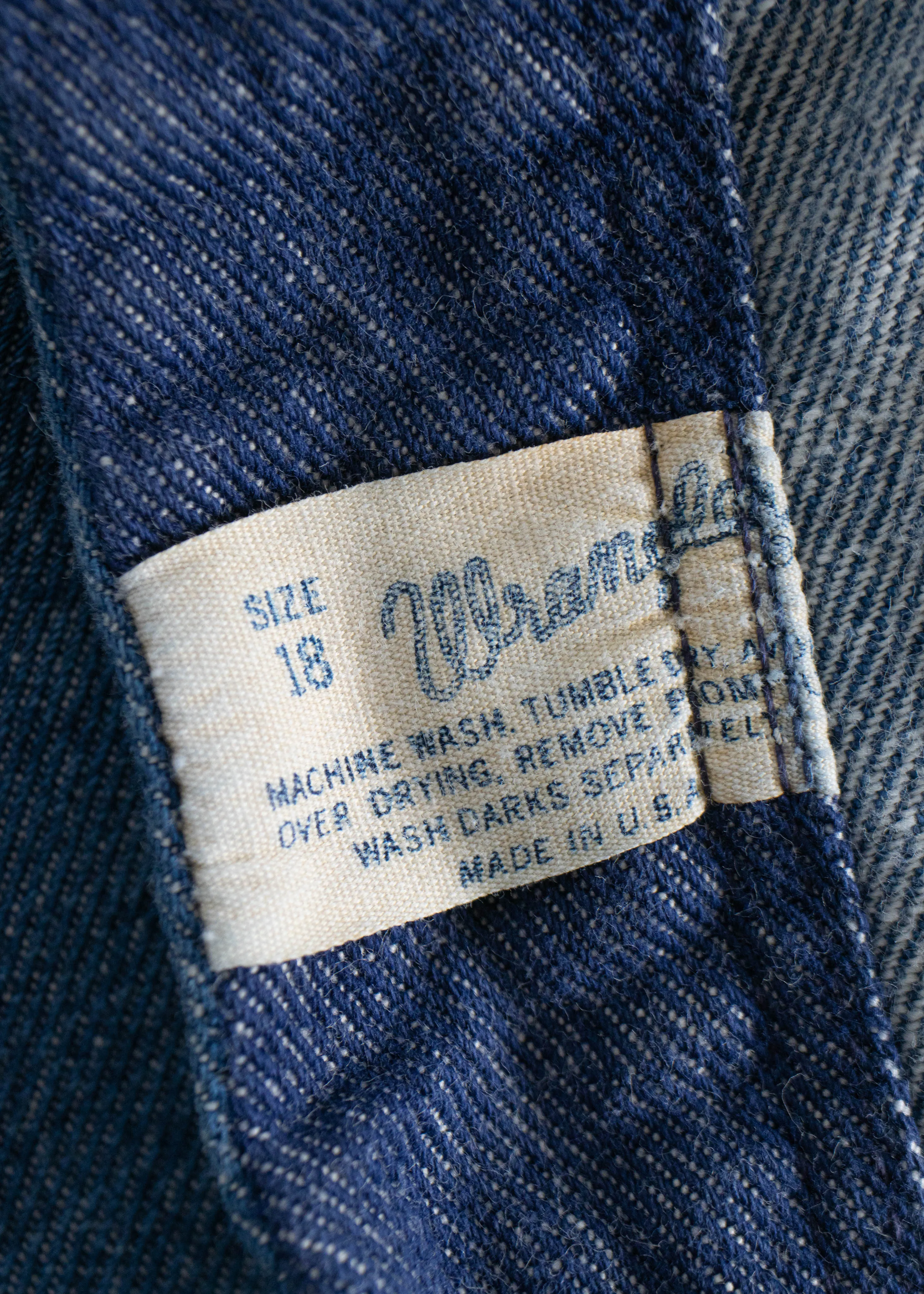 Vintage 1970s Wrangler Midwash Flare Jeans Size Women's 27 / Men's 30