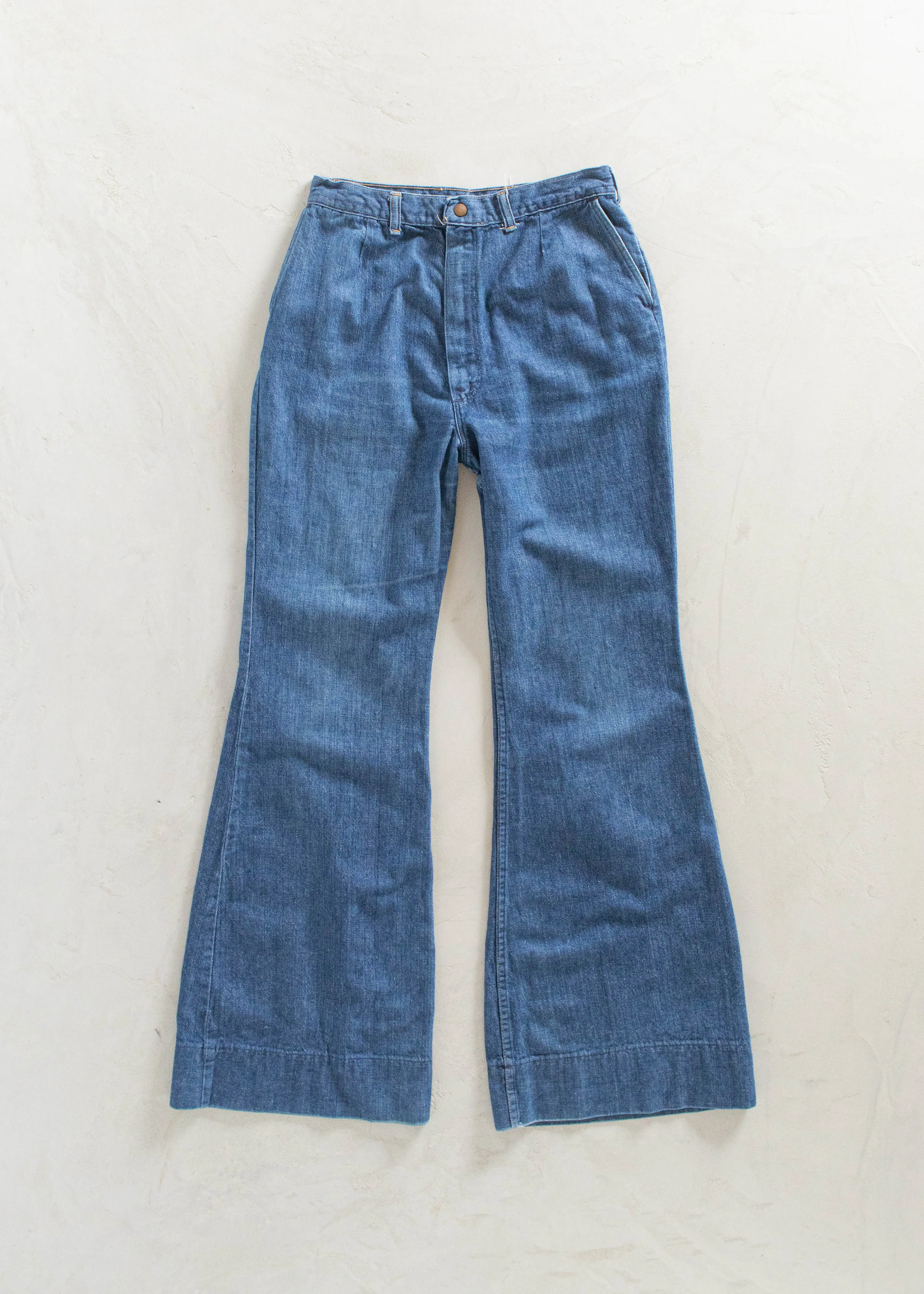 Vintage 1970s Wrangler Midwash Flare Jeans Size Women's 27 / Men's 30