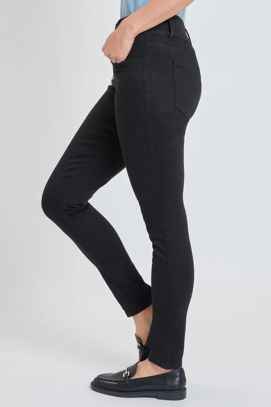 Women's 3 Button Signature Slim Stretch High Rise Skinny Jeans